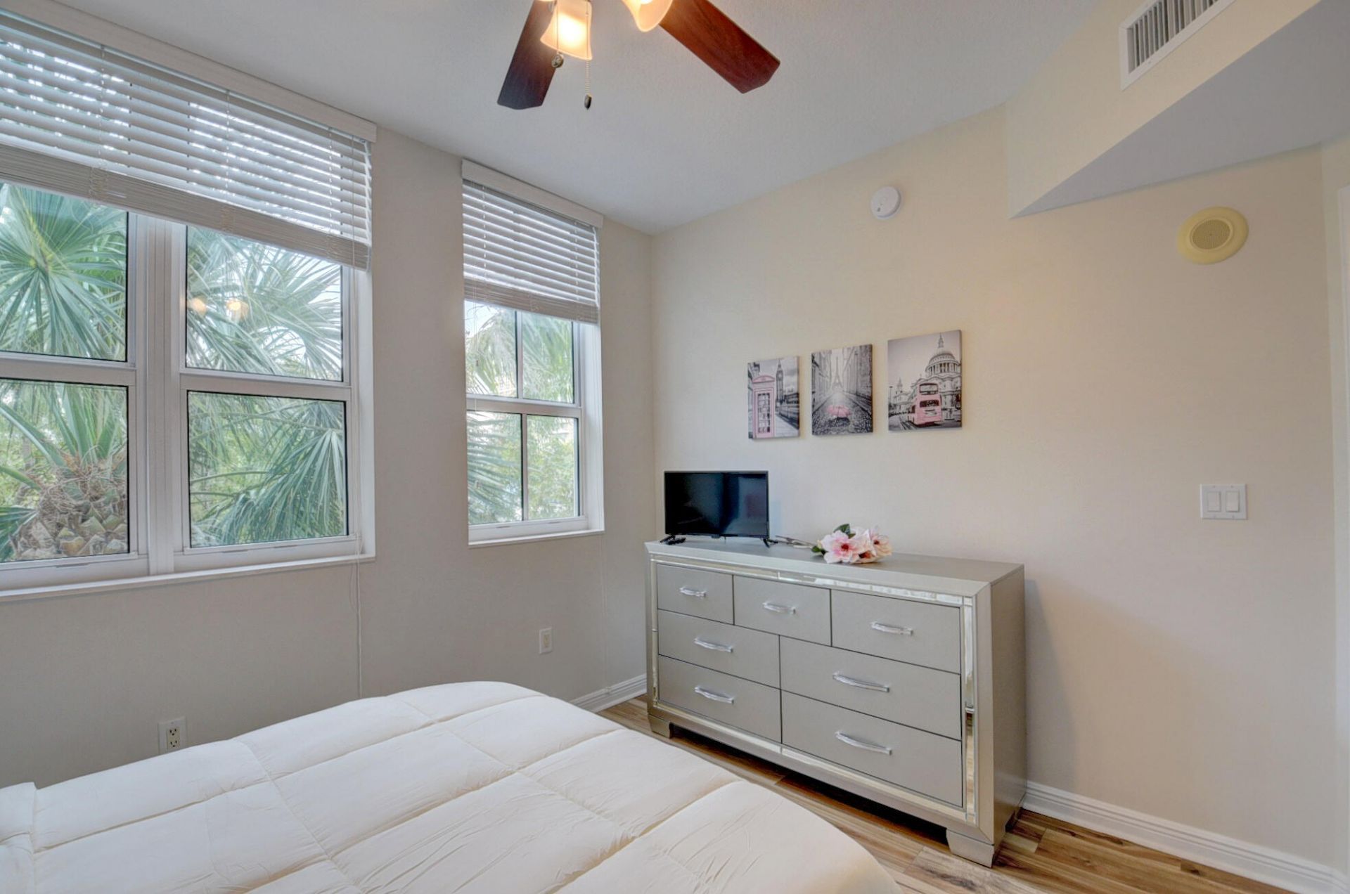 350 N Federal Highway, Unit 103, Boynton Beach, FL 33435 Photo