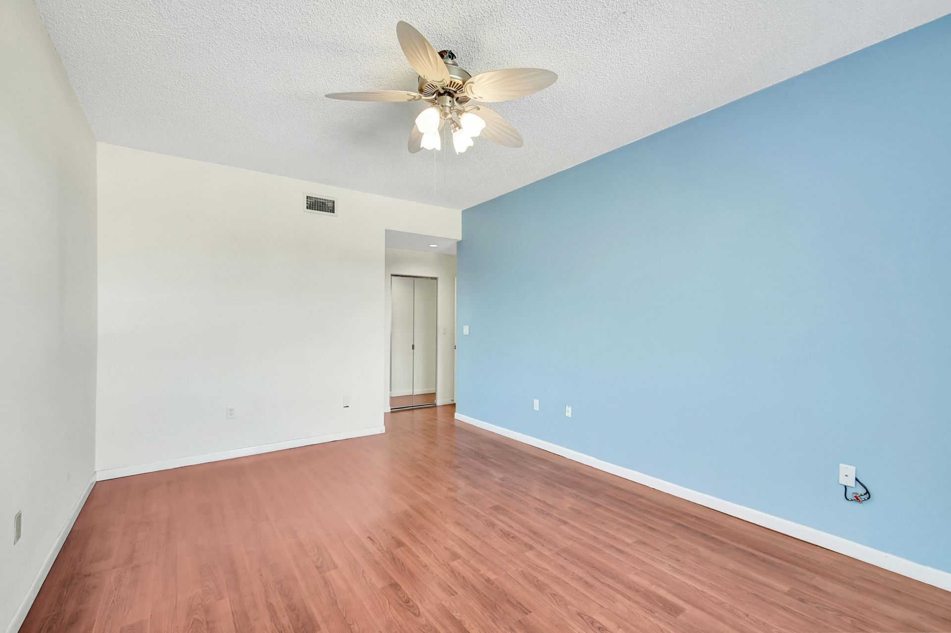 104 Half Moon Circle, Unit #C3, Hypoluxo, FL 33462 Photo