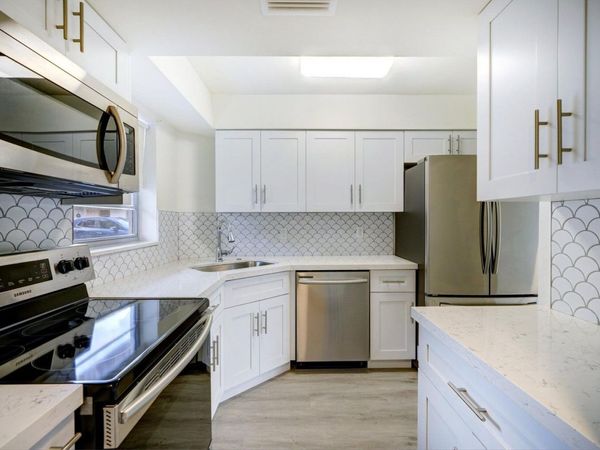 18081 SE Country Club Drive, Unit 265, Tequesta, FL 33469