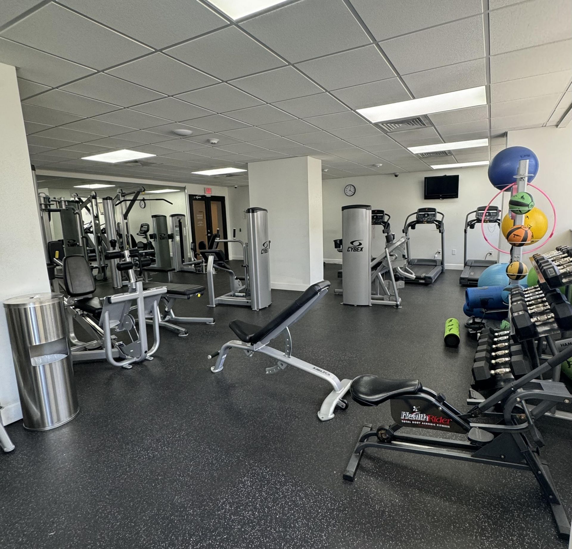 5600 N Flagler Drive, Unit 604, West Palm Beach, FL 33407 Photo