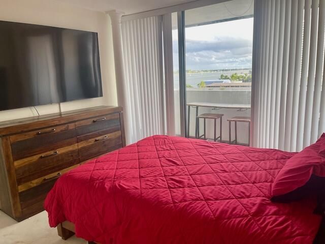 5600 N Flagler Drive, Unit 604, West Palm Beach, FL 33407 Photo