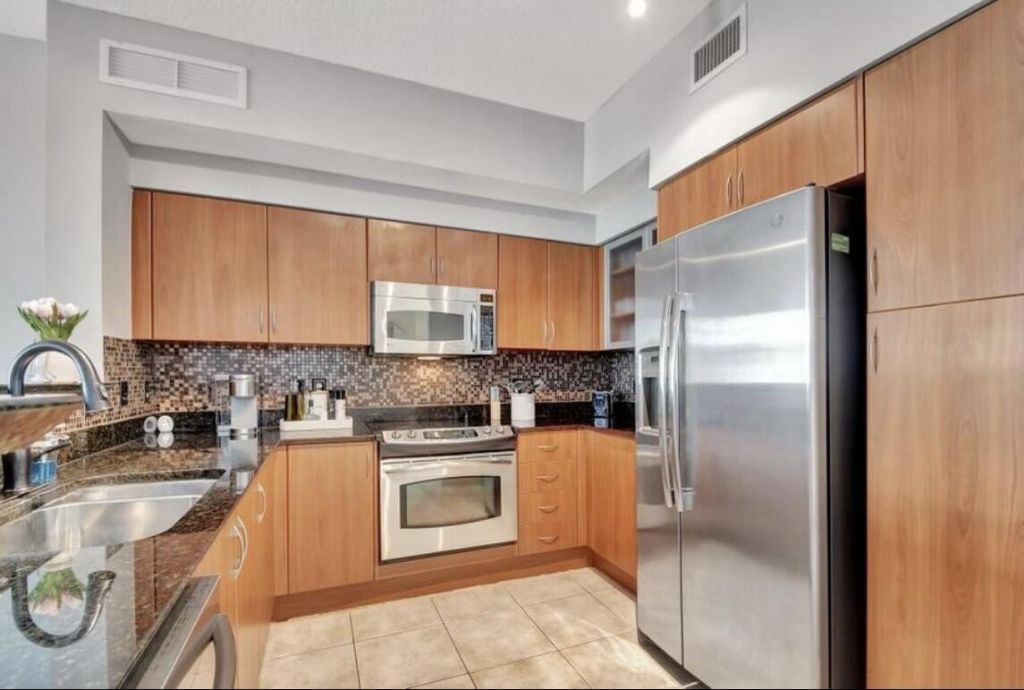 804 E Windward Way, Unit 316, Lantana, FL 33462 Photo