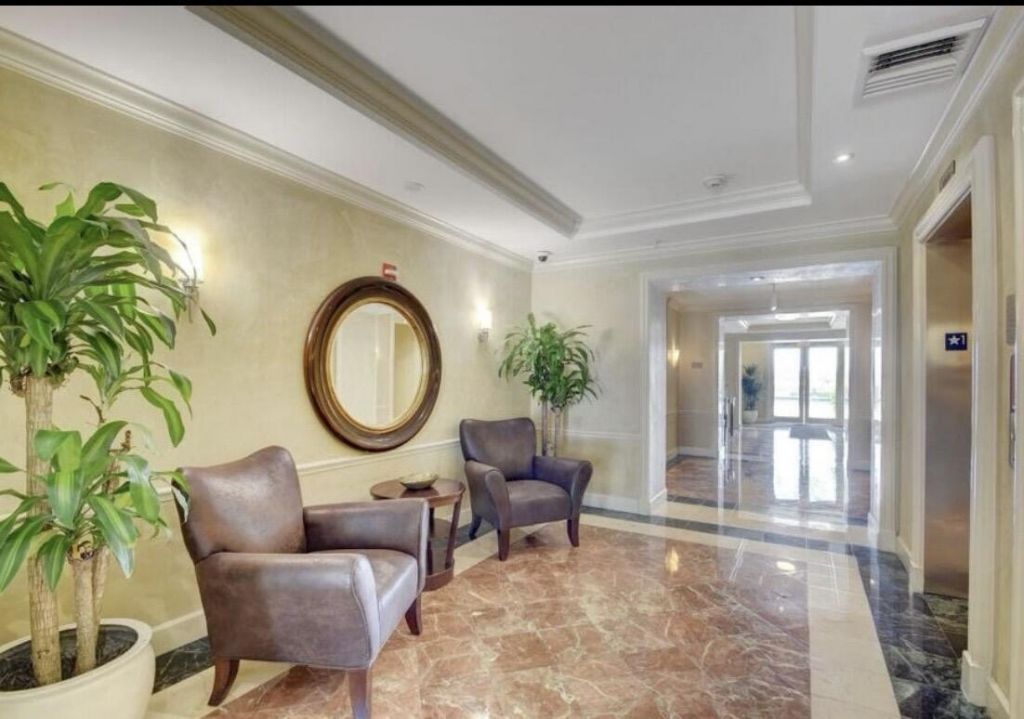 804 E Windward Way, Unit 316, Lantana, FL 33462 Photo