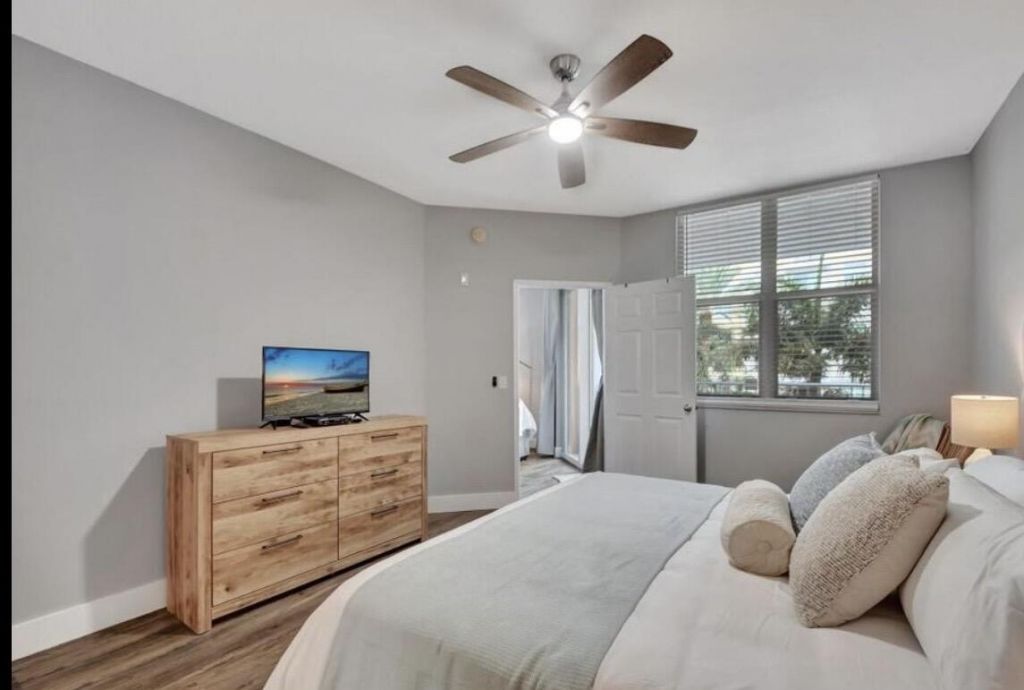 804 E Windward Way, Unit 316, Lantana, FL 33462 Photo