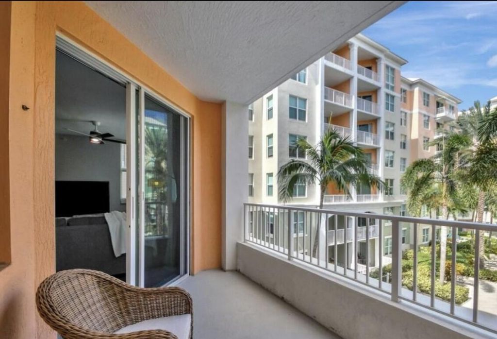 804 E Windward Way, Unit 316, Lantana, FL 33462 Photo