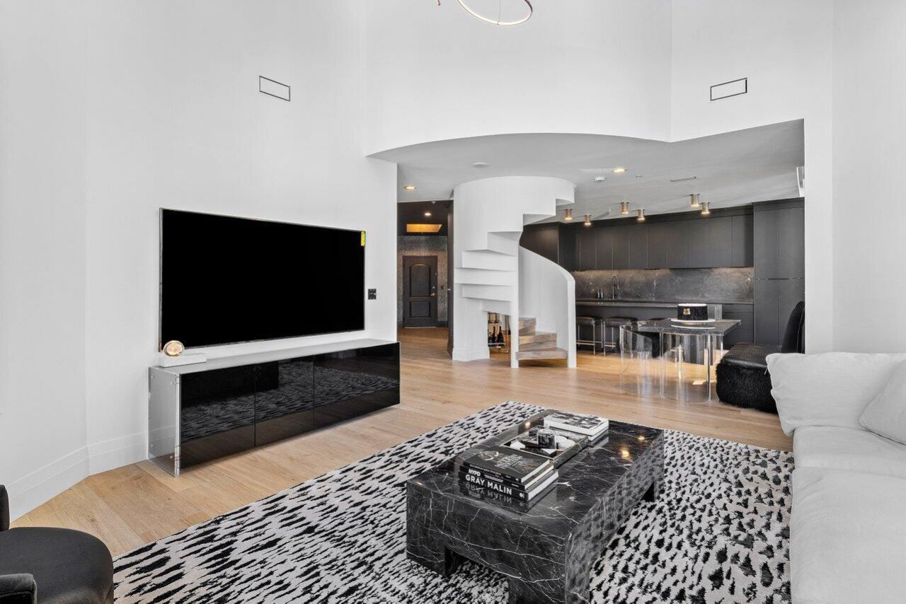 801 S Olive Avenue, Unit 427, West Palm Beach, FL 33401 Photo