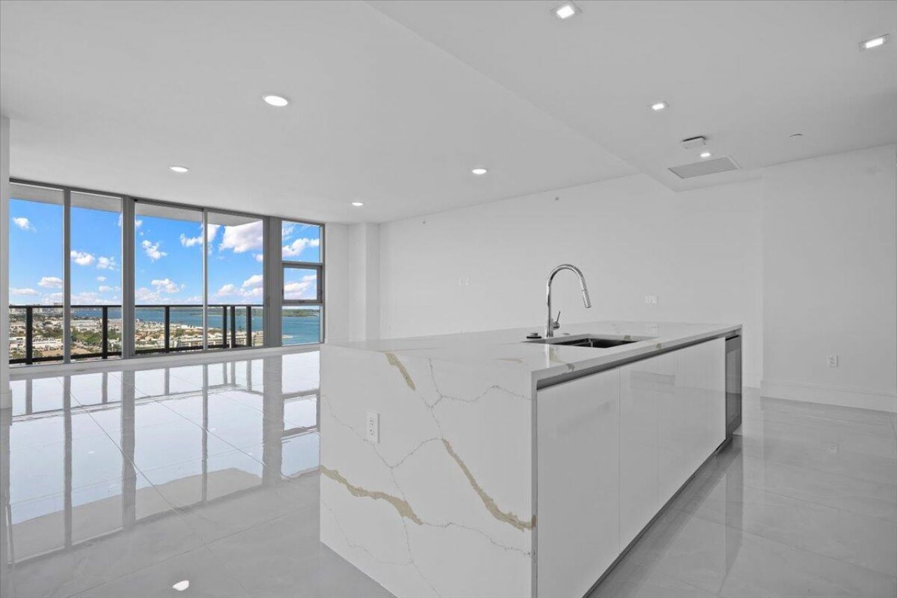 220 Lake Shore Drive, Unit 2223, Lake Park, FL 33403 Photo
