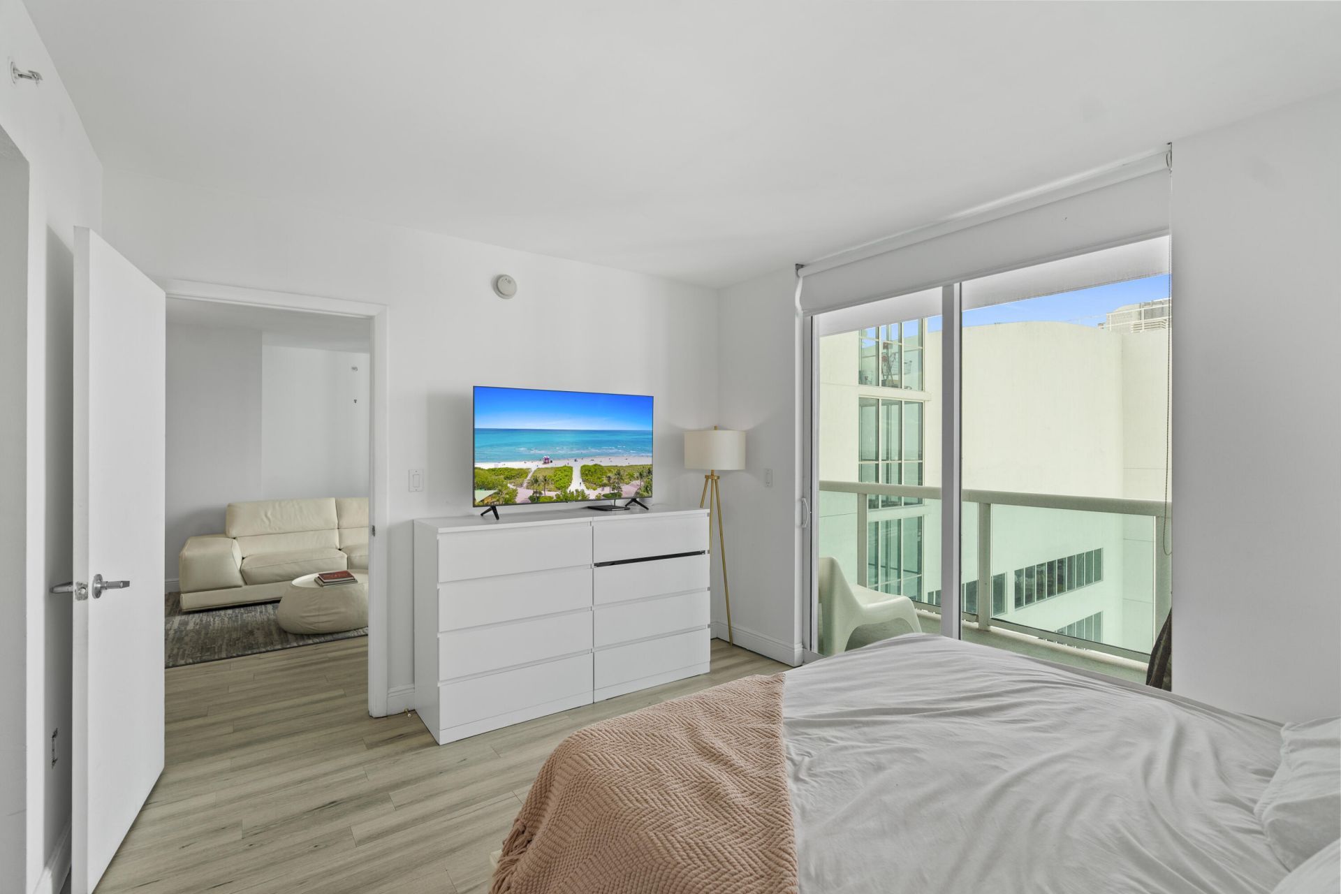 1800 N Bayshore Drive, Unit 3802, Miami, FL 33132 Photo
