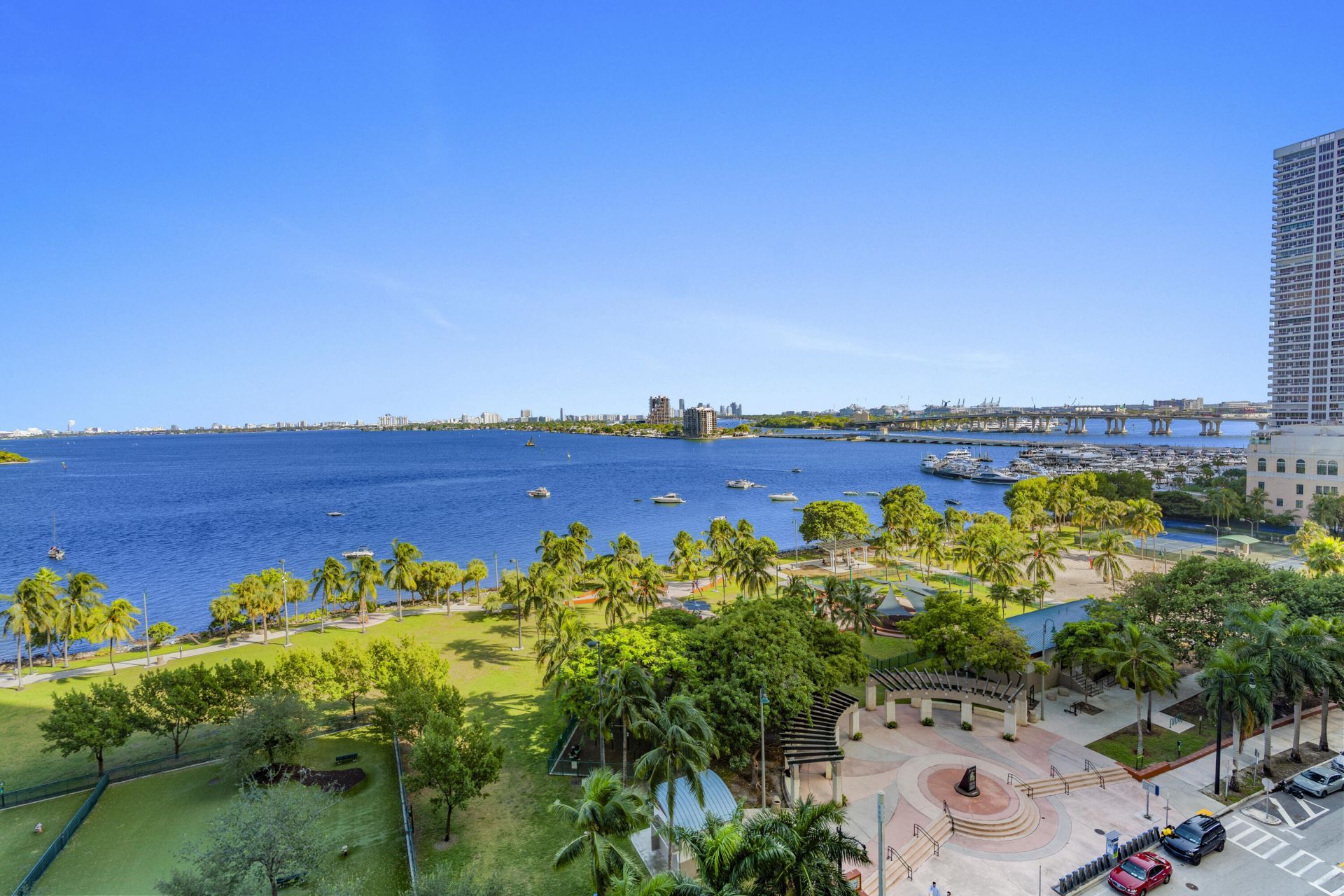 1800 N Bayshore Drive, Unit 3802, Miami, FL 33132 Photo