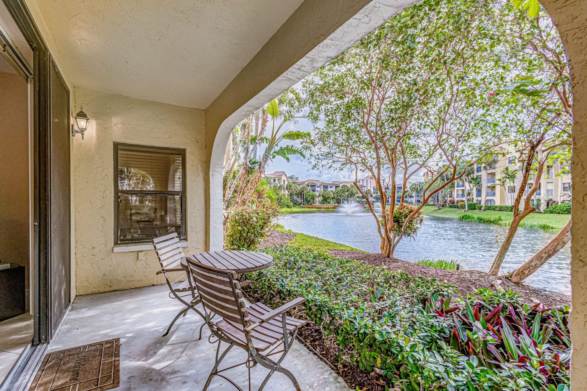 200 Uno Lago Drive, Unit 105, Juno Beach, FL 33408 Photo