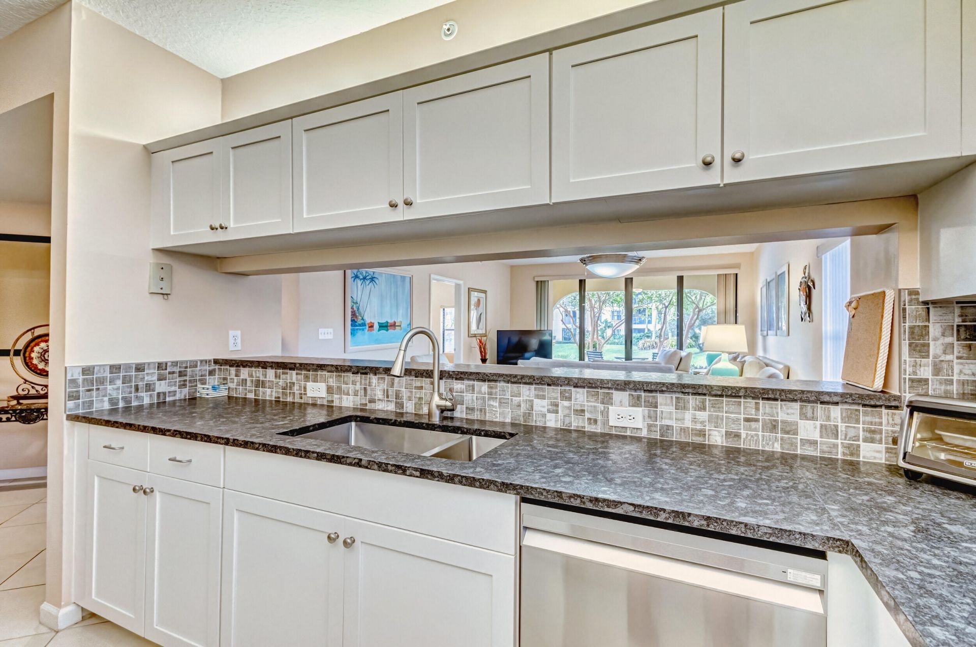 200 Uno Lago Drive, Unit 105, Juno Beach, FL 33408 Photo