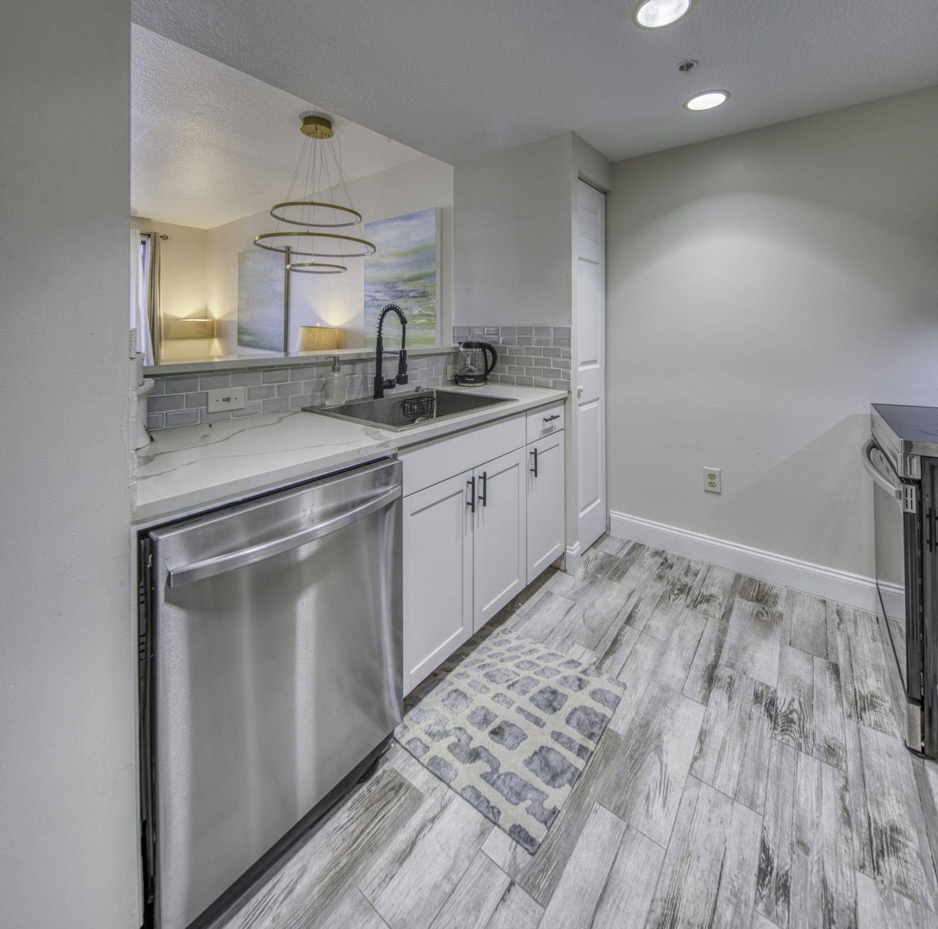 511 Lucerne Avenue, Unit 408, Lake Worth Beach, FL 33460 Photo