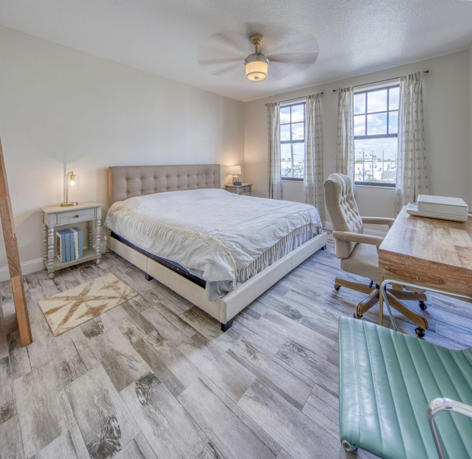 511 Lucerne Avenue, Unit 408, Lake Worth Beach, FL 33460 Photo