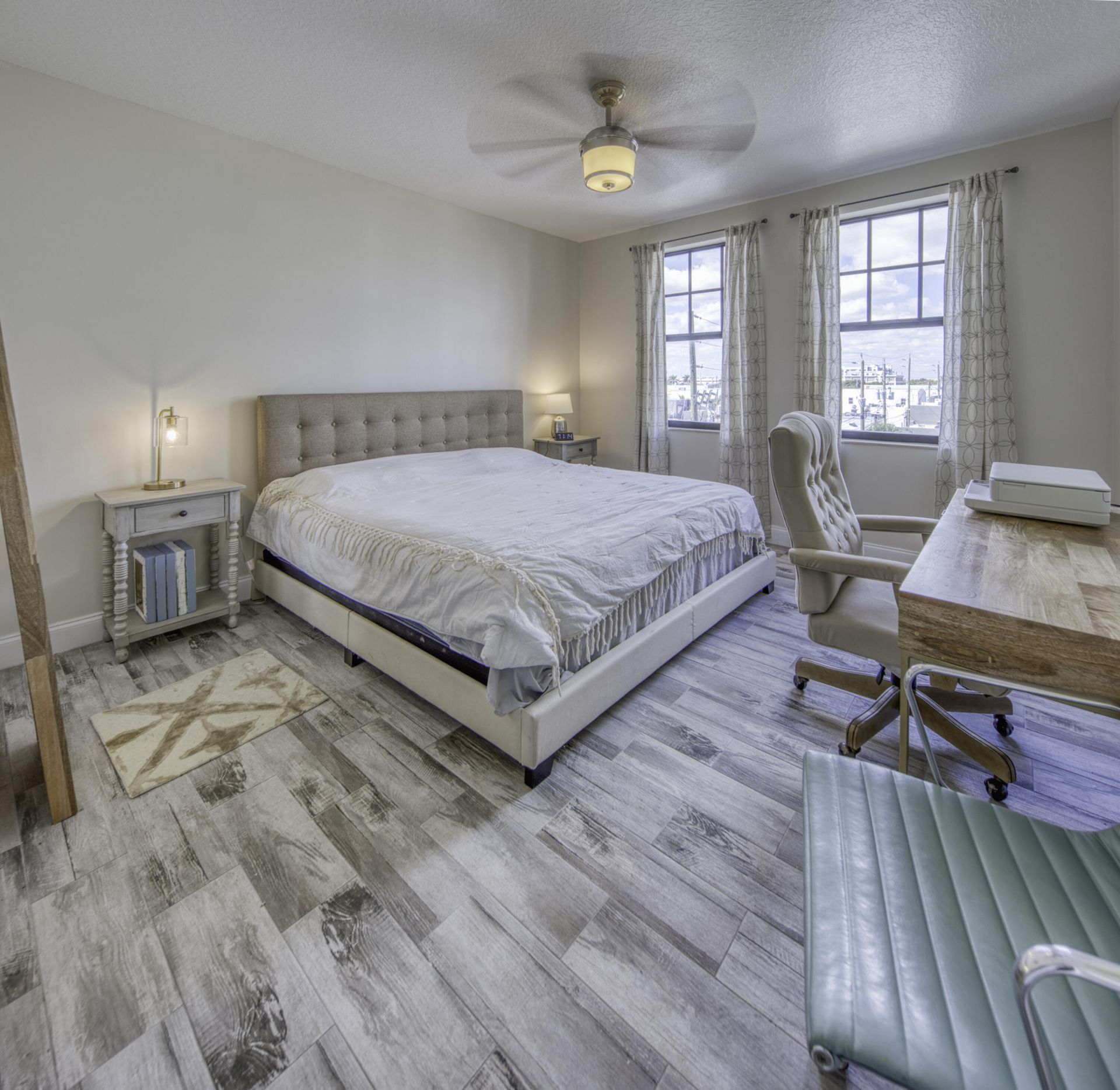 511 Lucerne Avenue, Unit 408, Lake Worth Beach, FL 33460 Photo