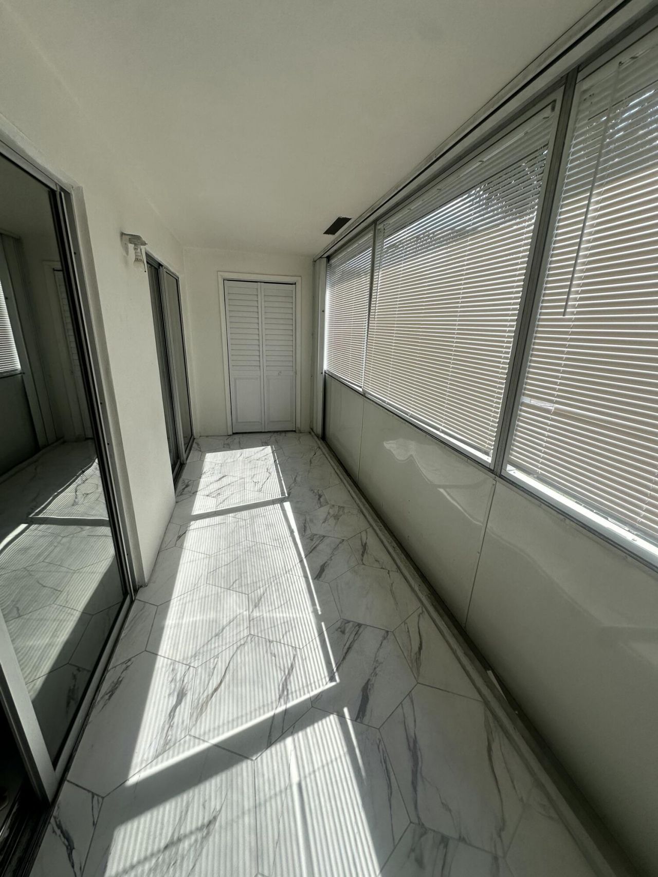 2440 Lake Osborne Drive, Unit 201, Lake Worth Beach, FL 33461 Photo