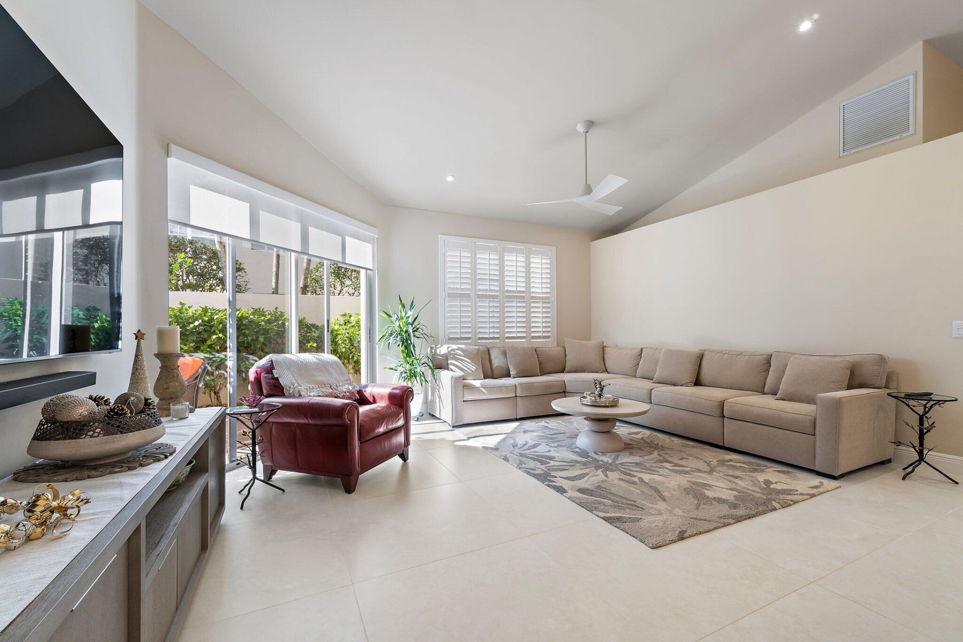 45 Via Verona, Palm Beach Gardens, FL 33418 Photo