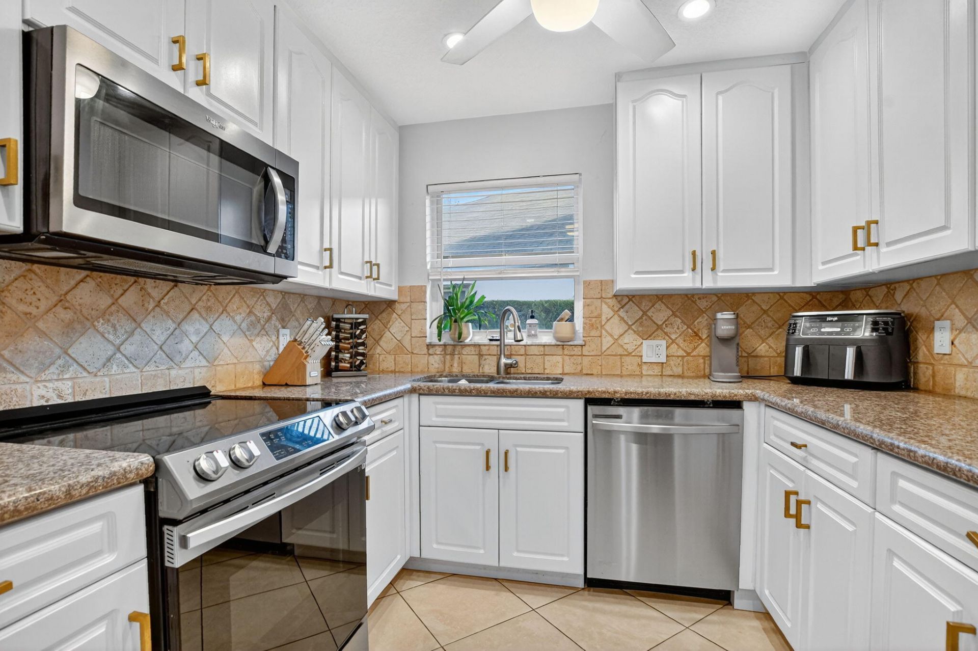 501 SW 1st Street, Boca Raton, FL 33432 Photo