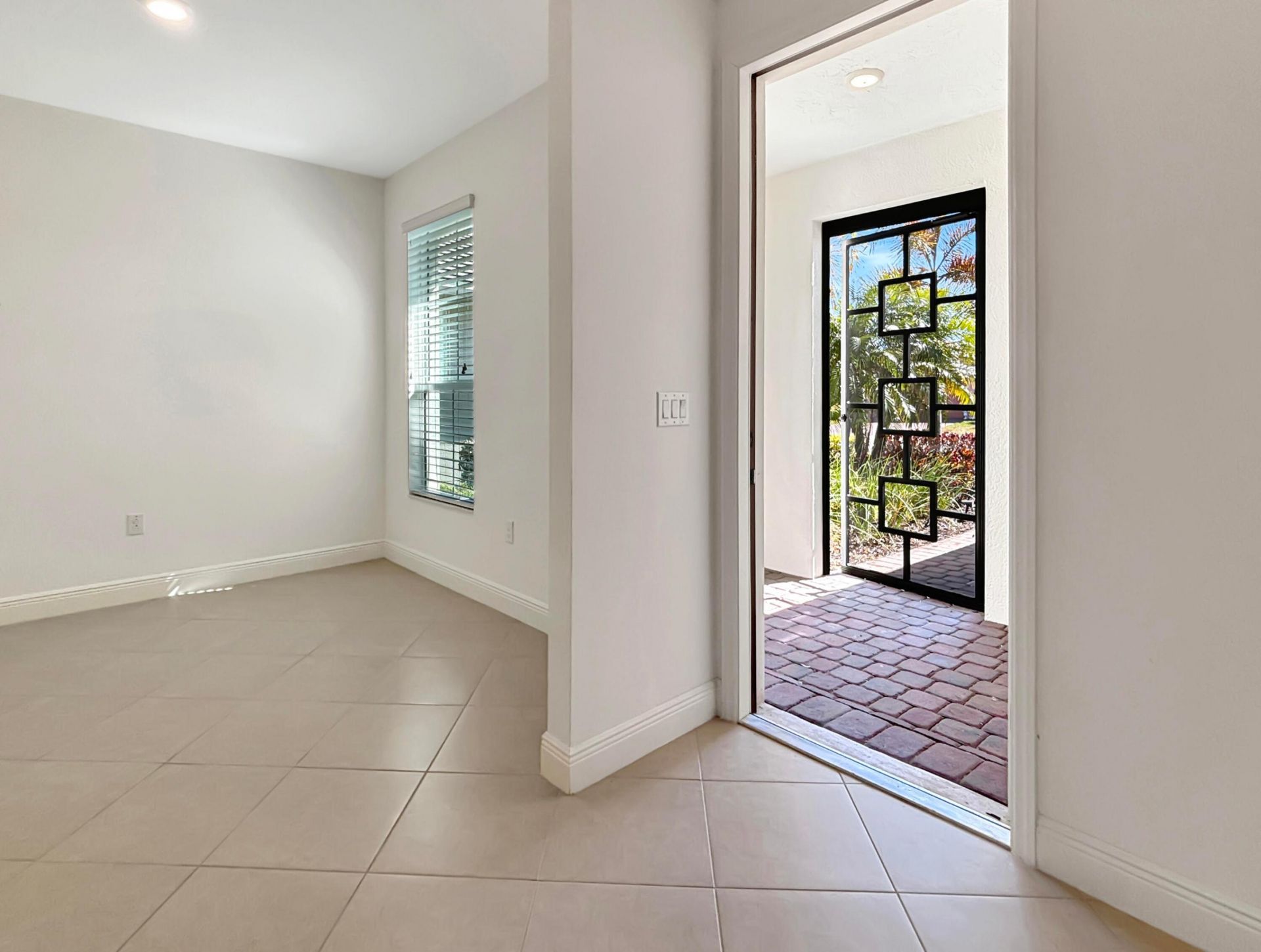 9870 SW Trumpet Tree Circle, Port Saint Lucie, FL 34987 Photo