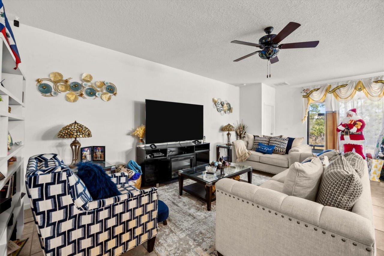 6545 NW Oaklawn Way, Port Saint Lucie, FL 34983 Photo