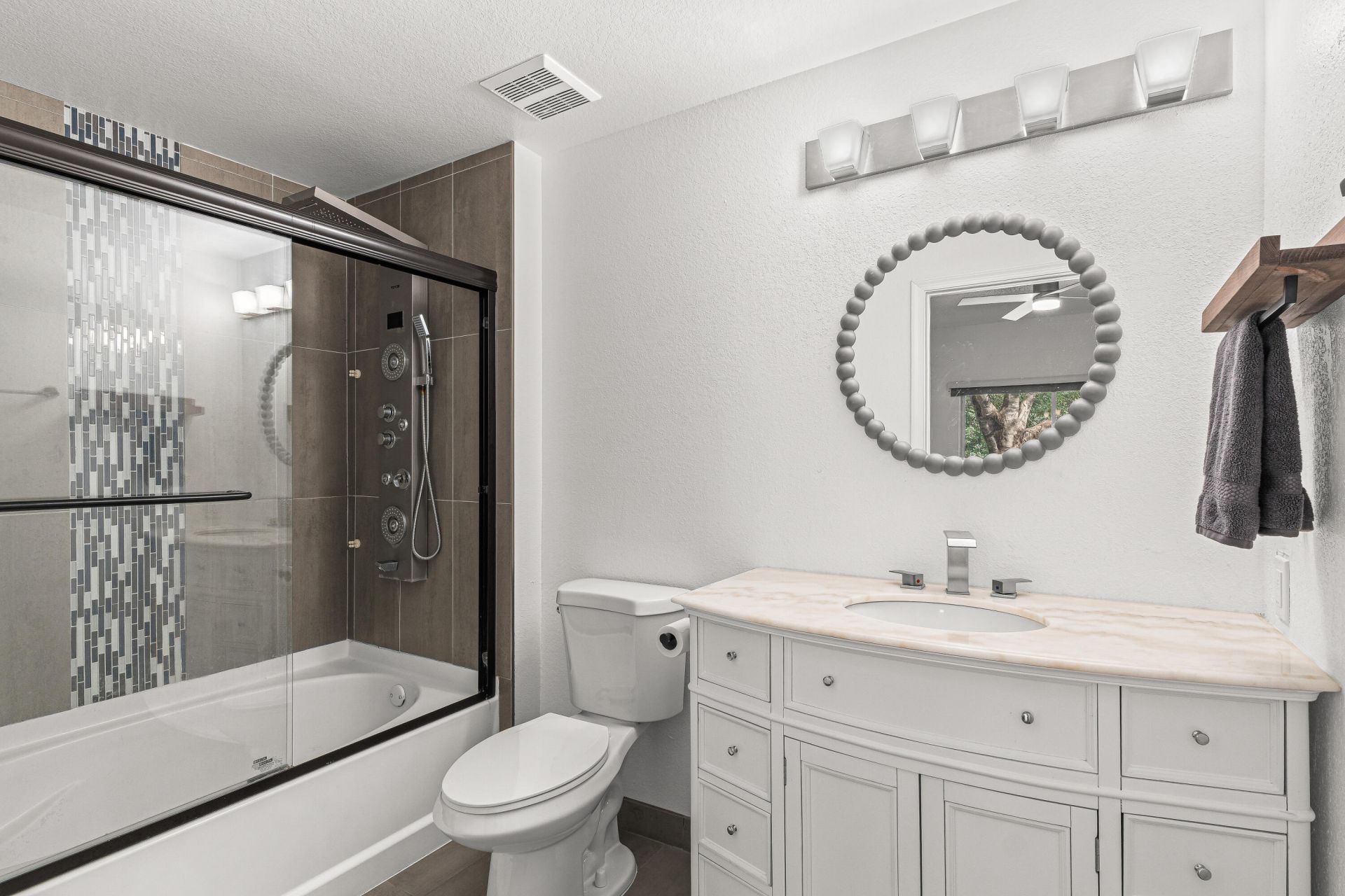 250 Crestwood Circle, Unit 102, Royal Palm Beach, FL 33411 Photo