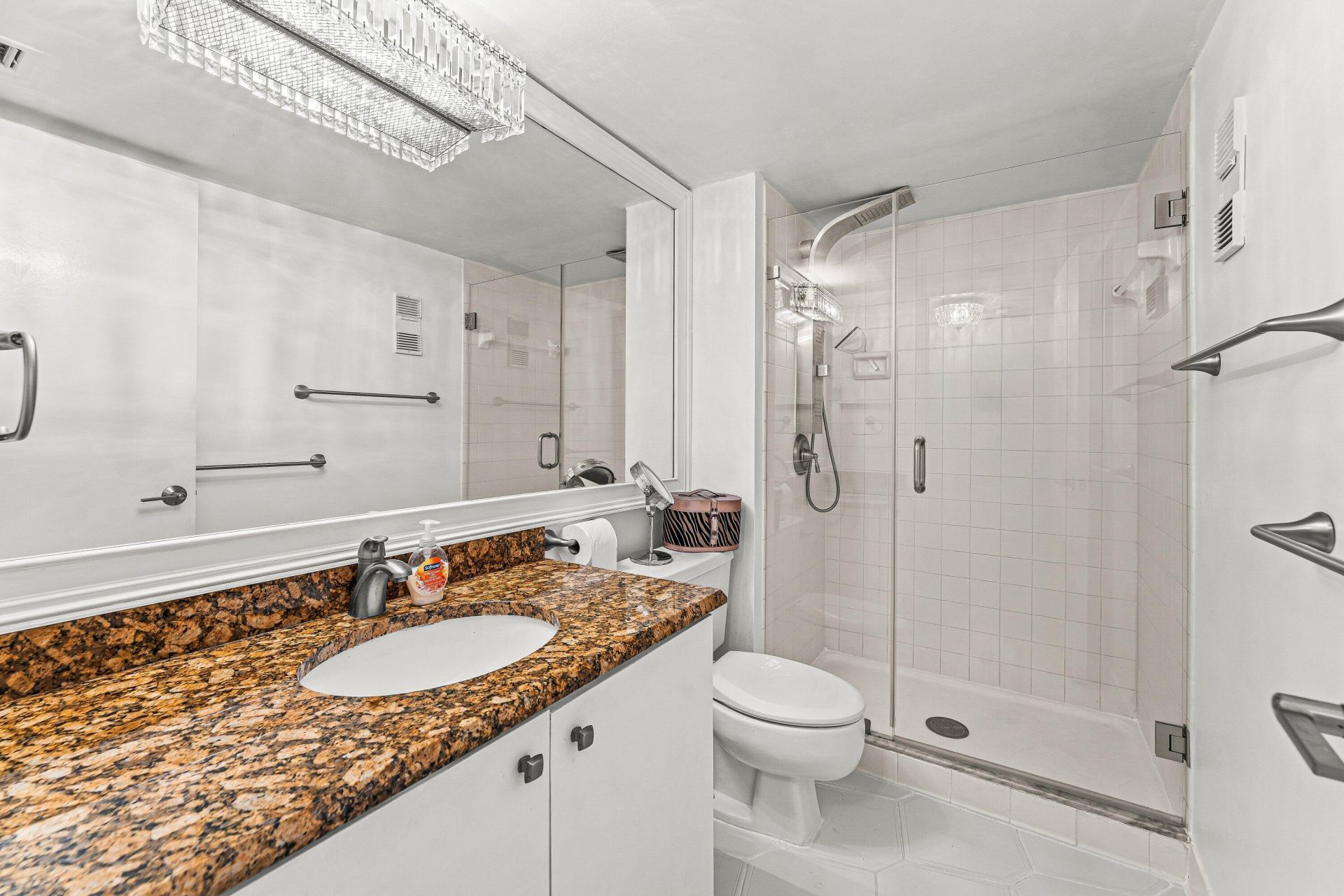 5420 N Ocean Drive, Unit 2101, Singer Island, FL 33404 Photo