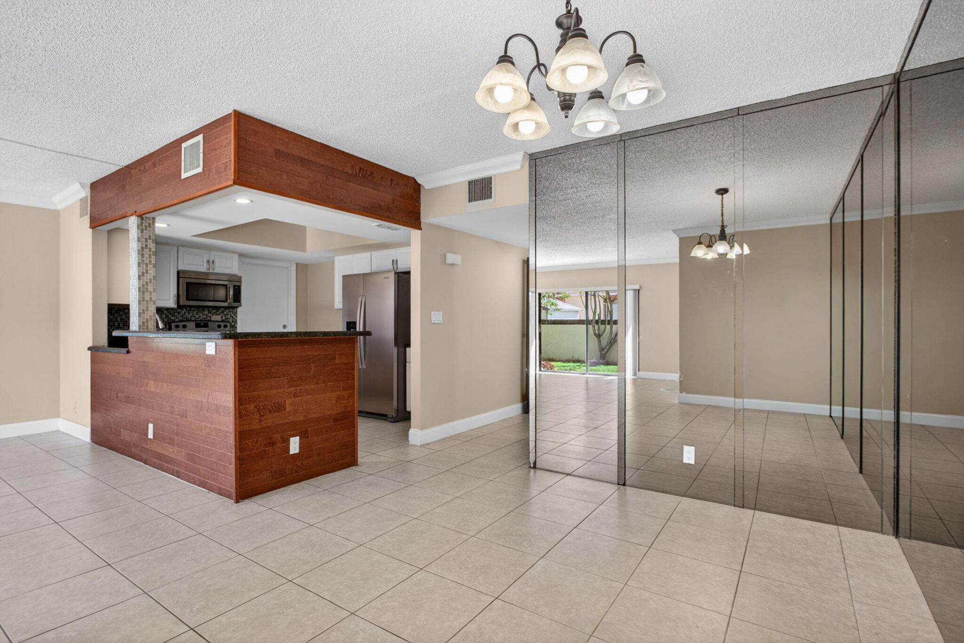 1780 NE 39th Court, Unit 901, Pompano Beach, FL 33064 Photo