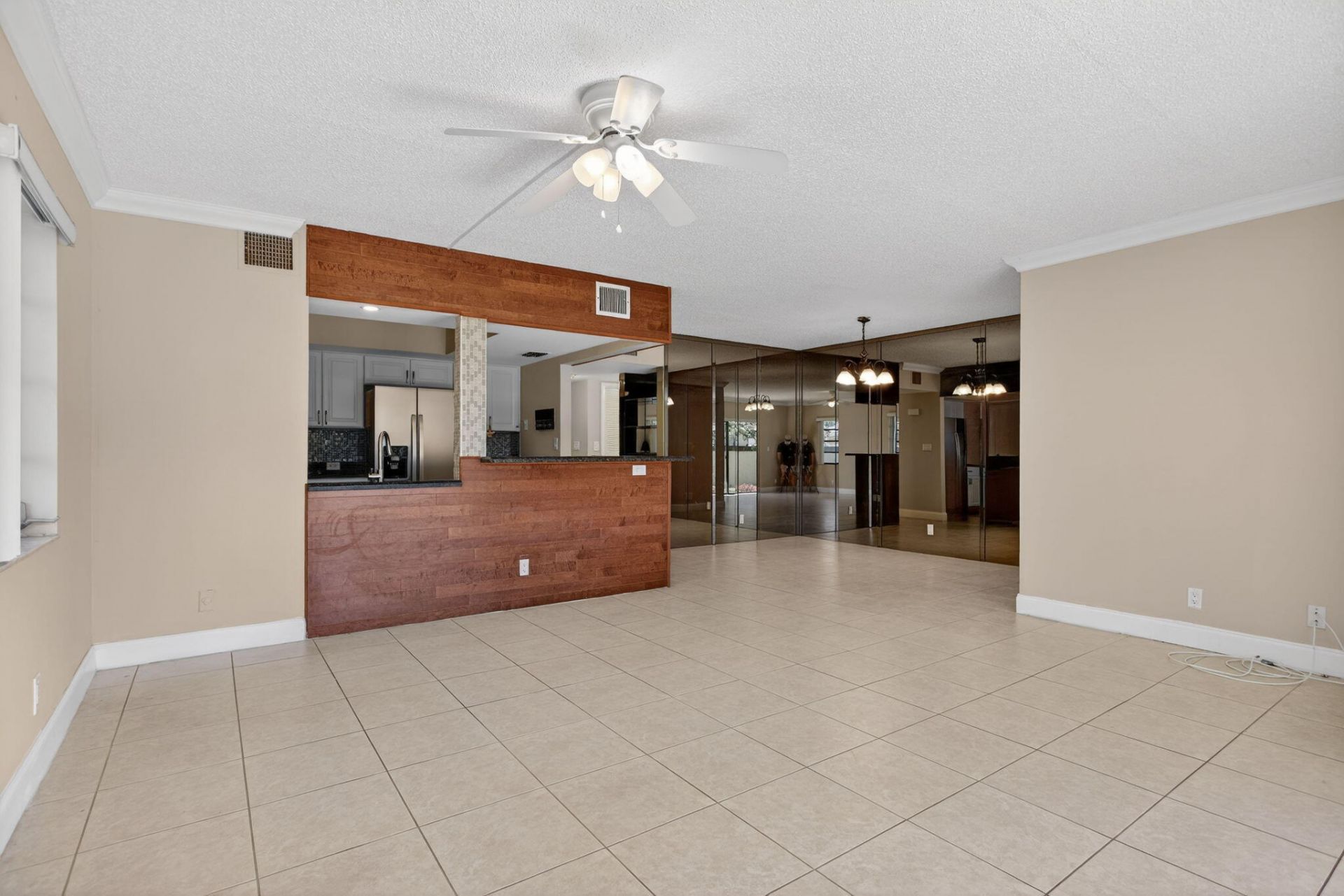 1780 NE 39th Court, Unit 901, Pompano Beach, FL 33064 Photo