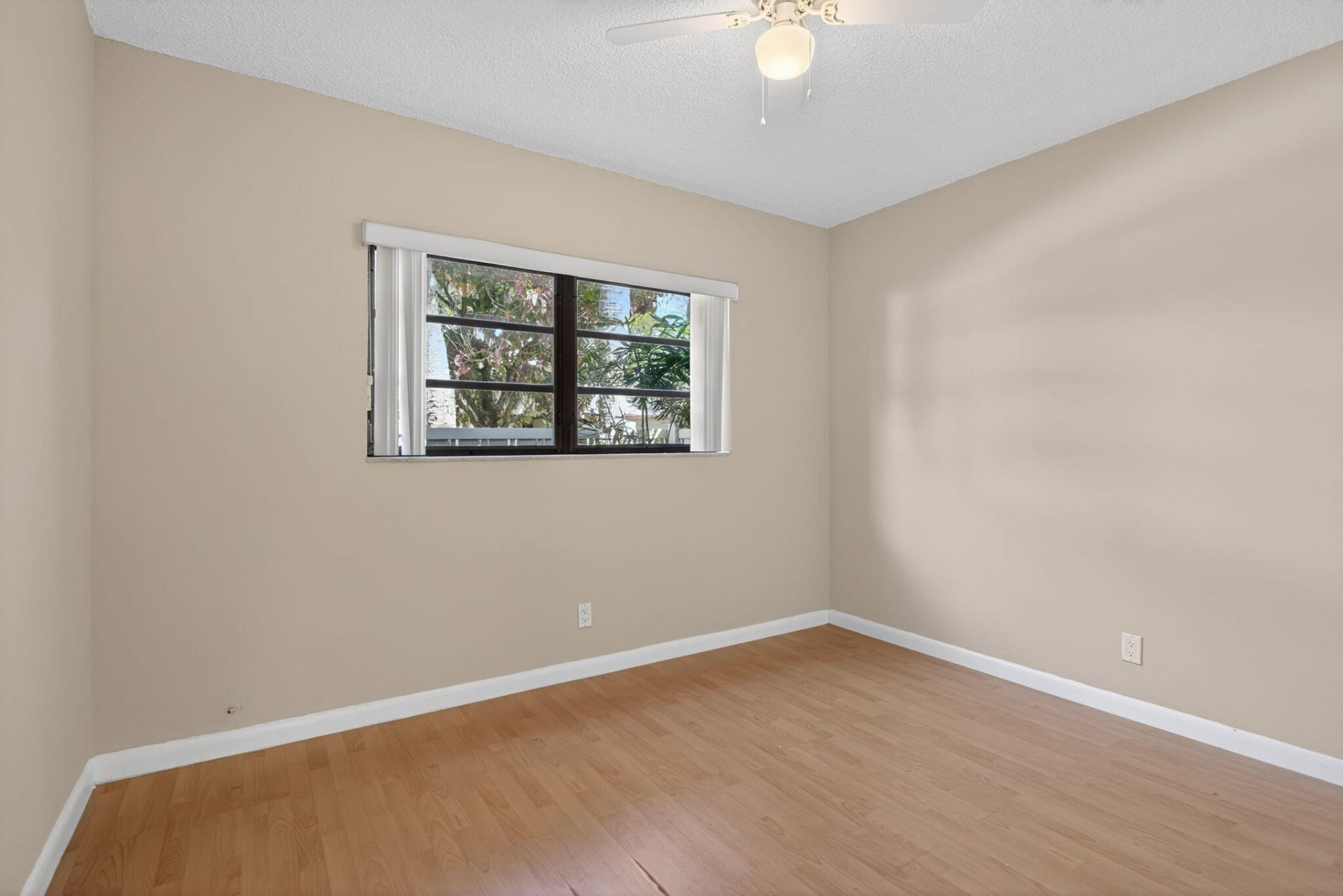 1780 NE 39th Court, Unit 901, Pompano Beach, FL 33064 Photo