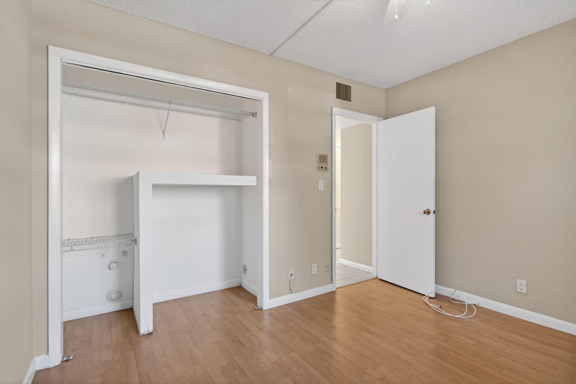 1780 NE 39th Court, Unit 901, Pompano Beach, FL 33064 Photo