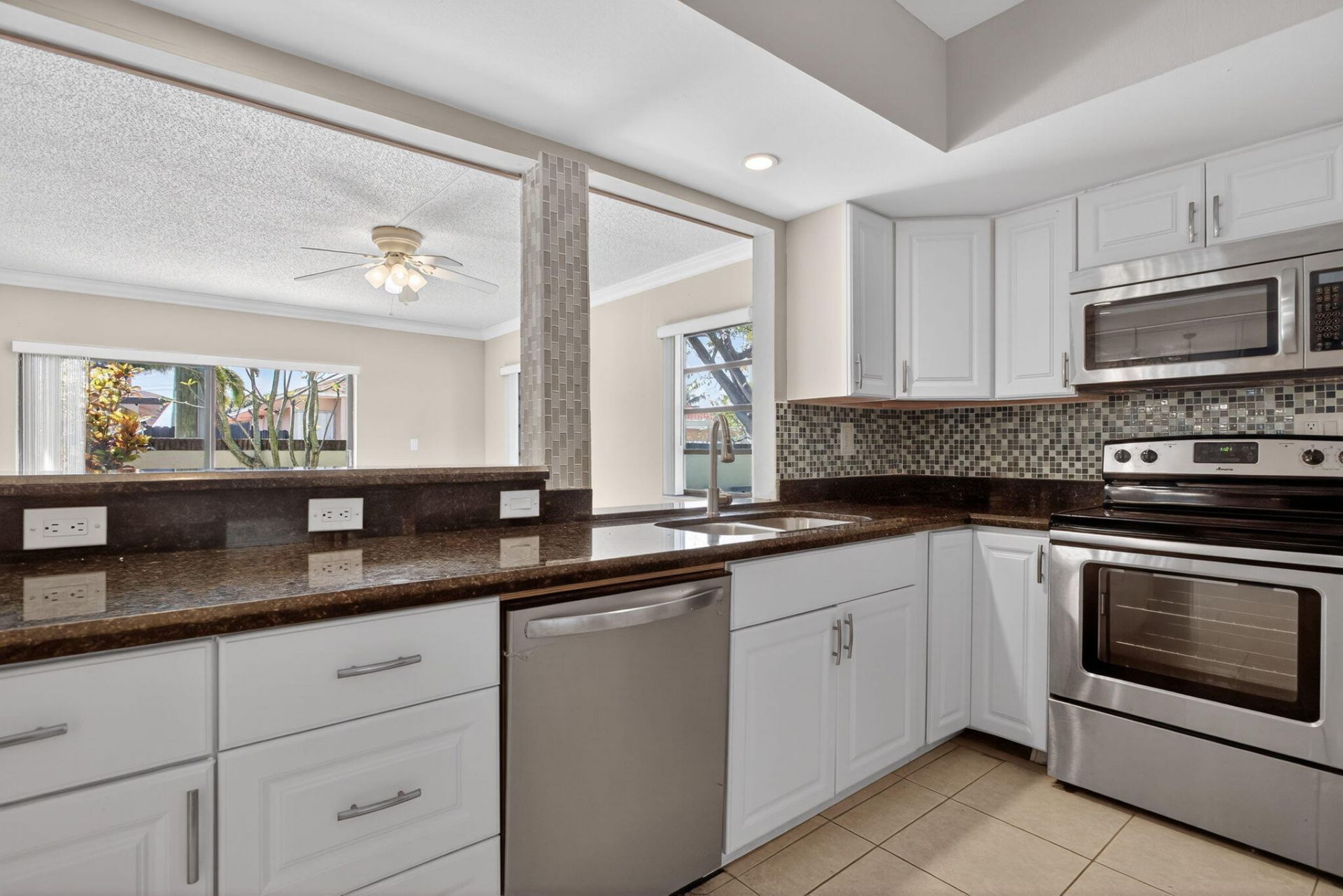 1780 NE 39th Court, Unit 901, Pompano Beach, FL 33064 Photo