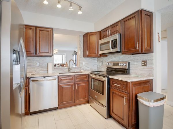 7321 Amberly Lane, Unit 405, Delray Beach, FL 33446