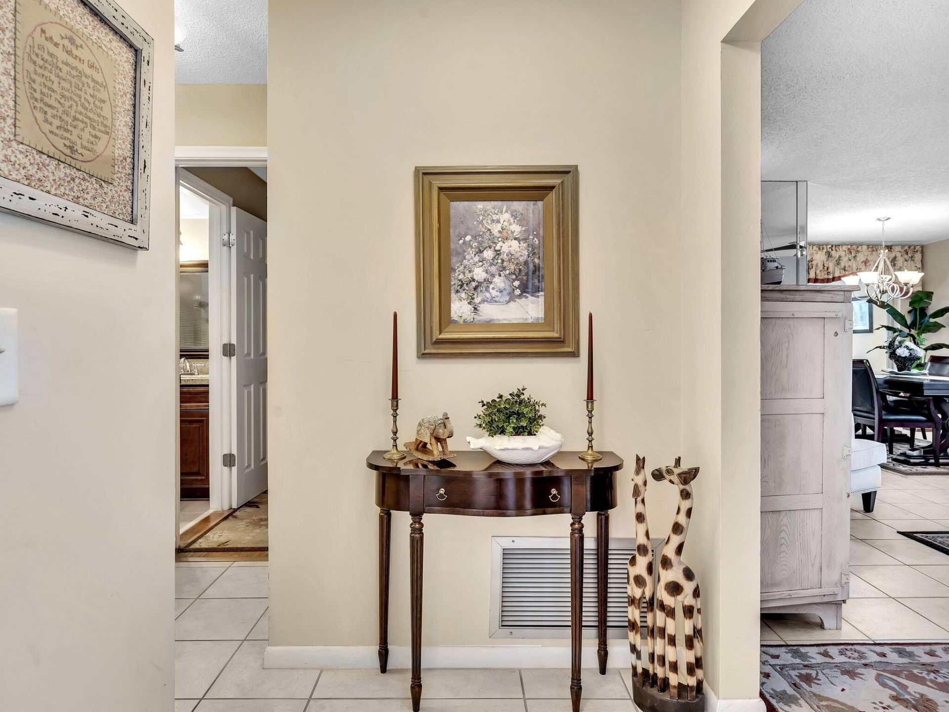 28 Colonial Club Drive, Unit 204, Boynton Beach, FL 33435 Photo