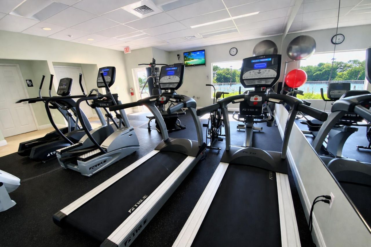 28 Colonial Club Drive, Unit 204, Boynton Beach, FL 33435 Photo