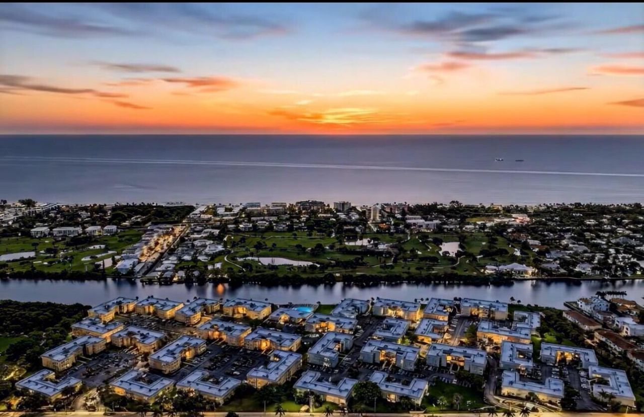 28 Colonial Club Drive, Unit 204, Boynton Beach, FL 33435 Photo