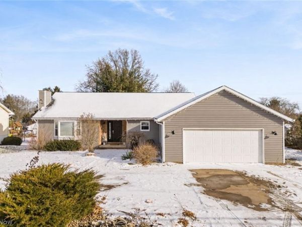 422 N Crown Hill Road, Orrville, OH 44667