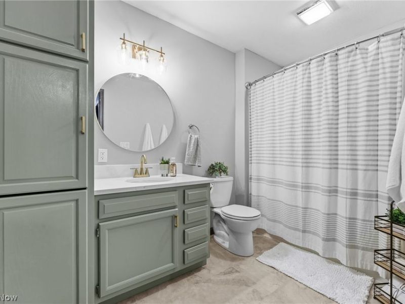 422 N Crown Hill Road, Orrville, OH 44667 Photo 17