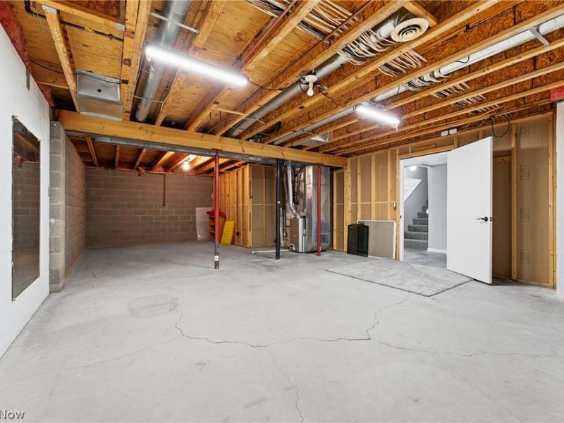 422 N Crown Hill Road, Orrville, OH 44667 Photo 32