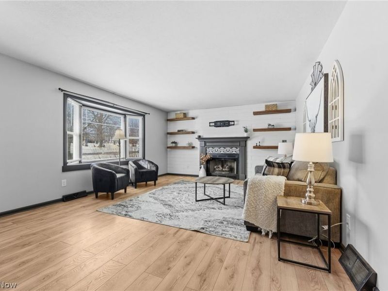 422 N Crown Hill Road, Orrville, OH 44667 Photo 8