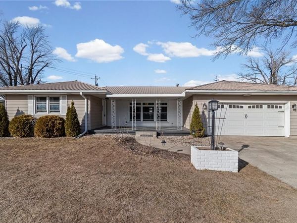 409 W Main Street, Maysville, MO 64469