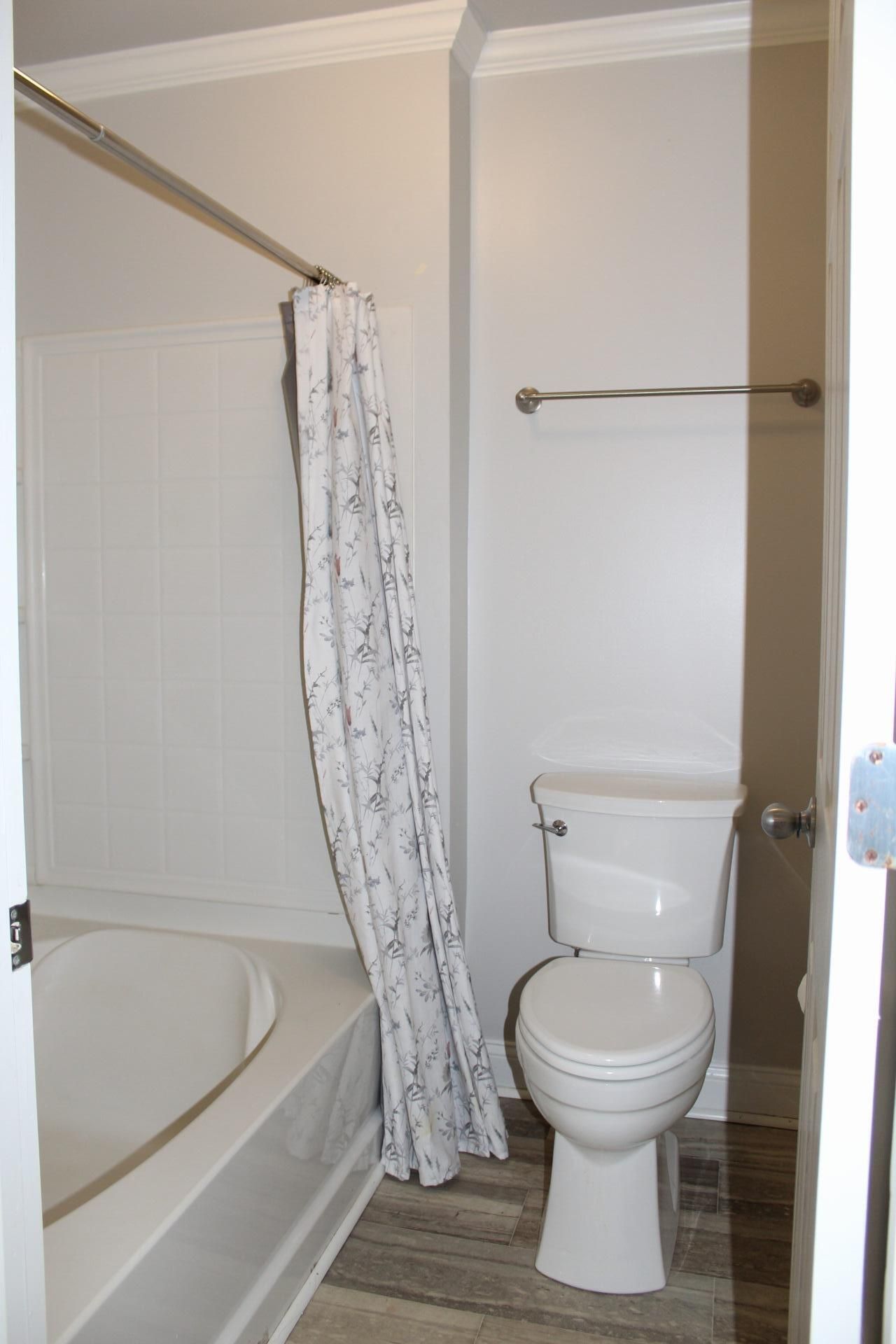 4527 Great Oak Drive Photo 14