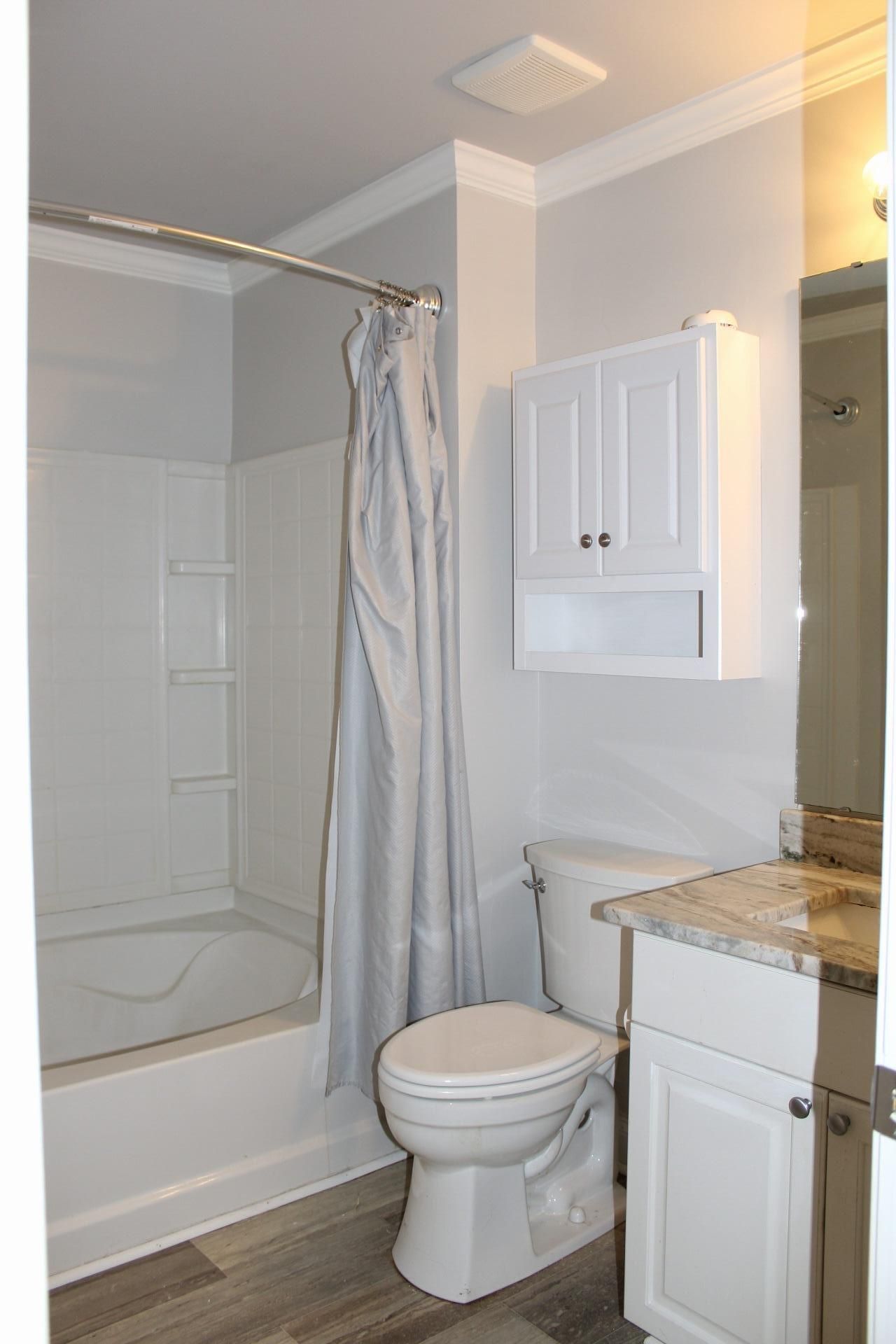 4527 Great Oak Drive Photo 16