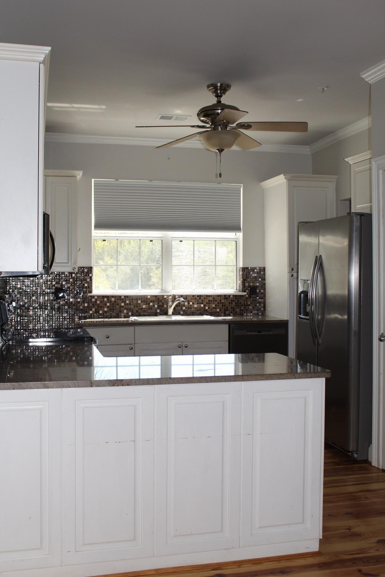 4527 Great Oak Drive Photo 5