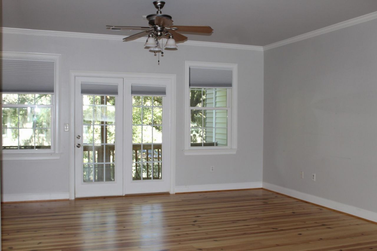 4527 Great Oak Drive Photo 9