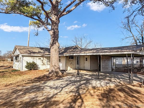 4637 US Hwy 77, Marietta, OK 73448