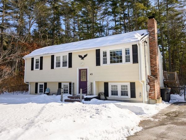 43 South Meadow Rd, Carver, MA 02330