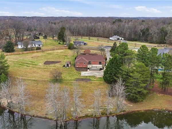 7585 Dubach Road, Summerfield, NC 27358