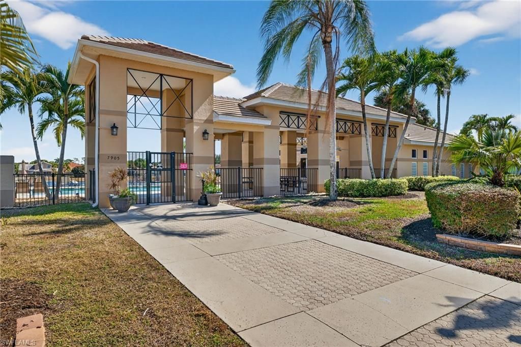 7611 Cameron Cir, Fort Myers, FL 33912 Photo