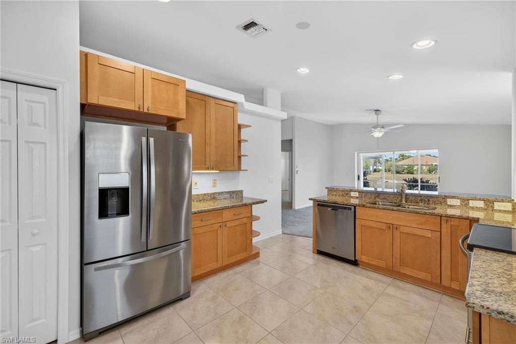 7611 Cameron Cir, Fort Myers, FL 33912 Photo