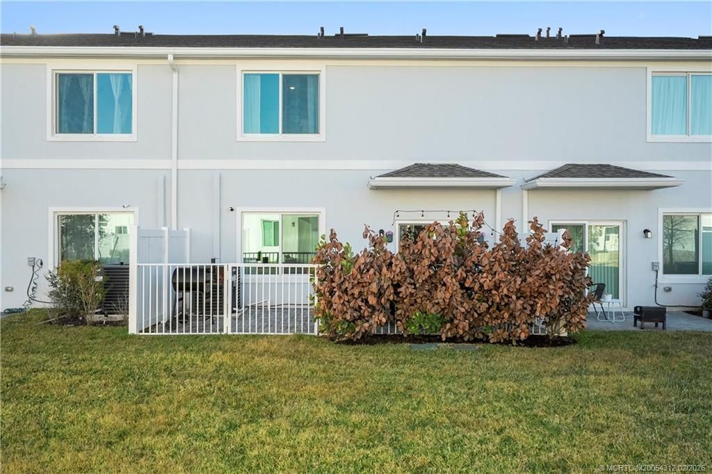 649 NE Waters Edge Lane, Port Saint Lucie, FL 34983 Photo