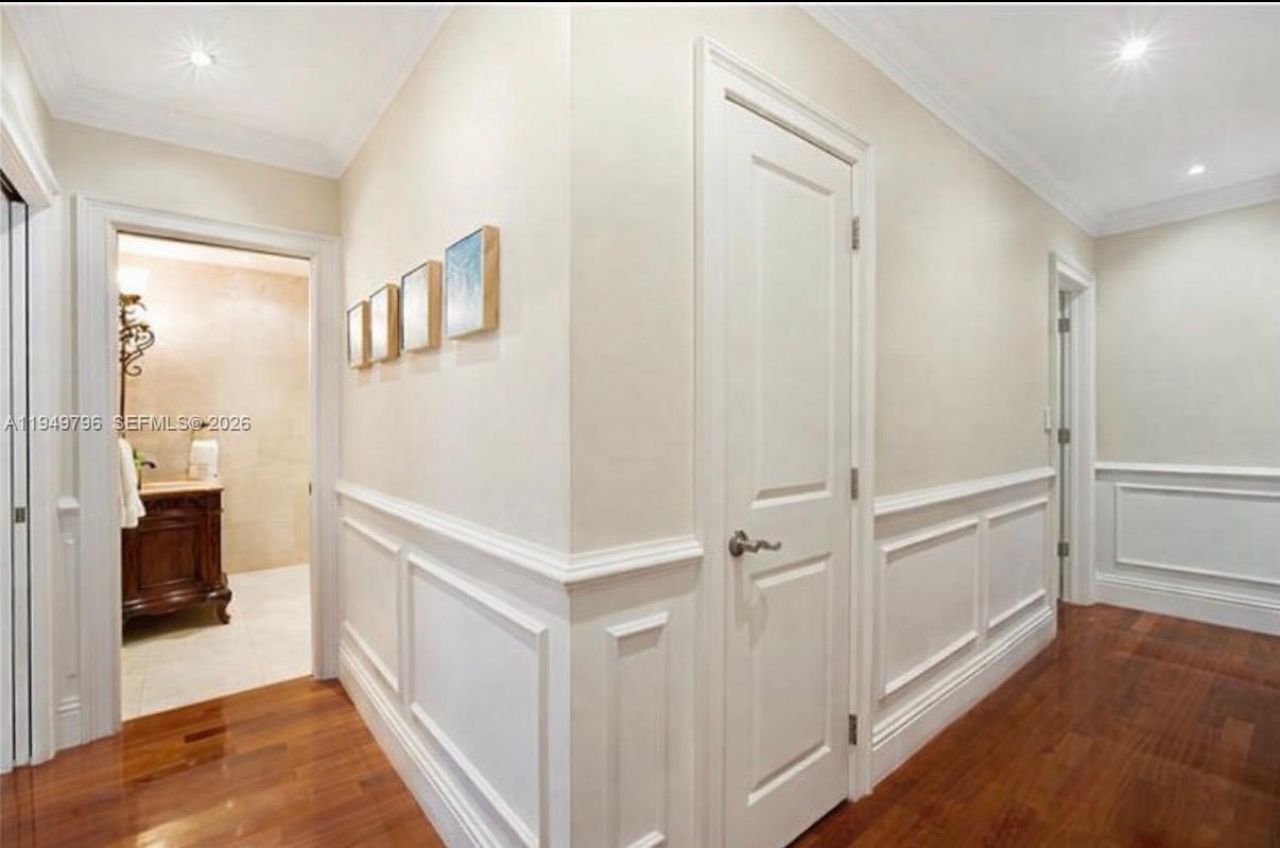 707 Vilabella Ave, Coral Gables, FL 33146 Photo